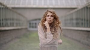 Şu Anda Derinden Seksi Hissetmenin 14 Yolu