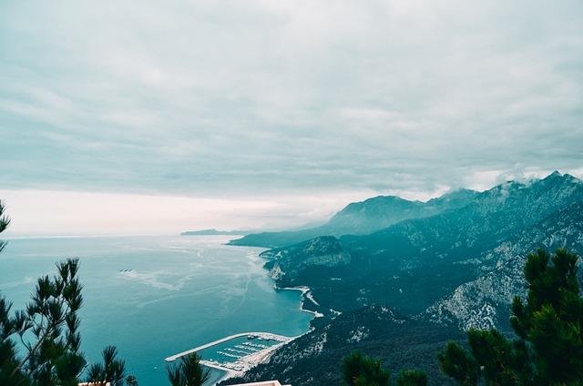 - ​İçsel Güzelliğini Keşfet ve Onu Yansıt