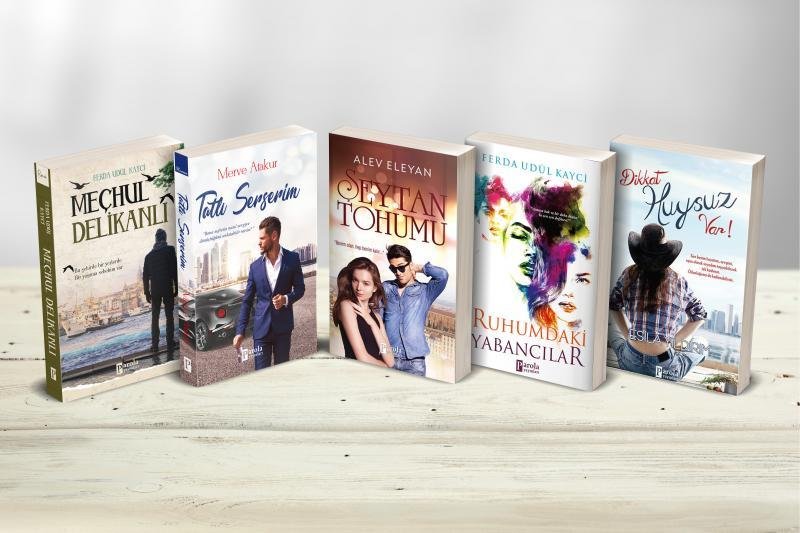 14 Yoğun Kanepe Seks Pozisyonları + Gösteriler 4 Ruhunuza dokunan Sevgi: Koltuk Pozisyonlarında Başarılı Teknikler